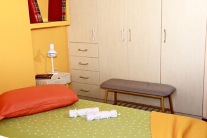 Room 36 of 40