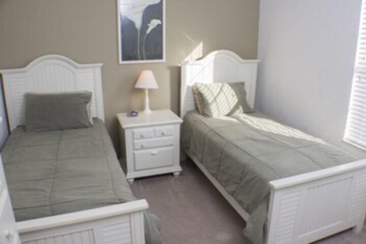 Room 17 of 19