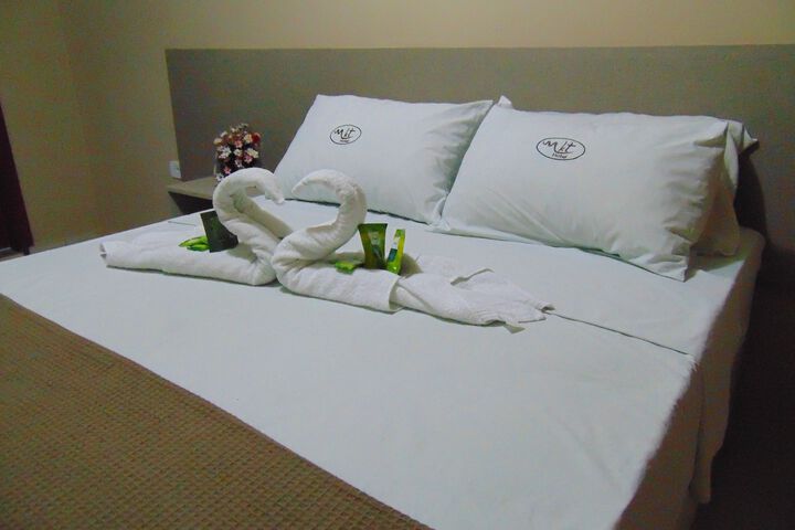 Room 65 of 86