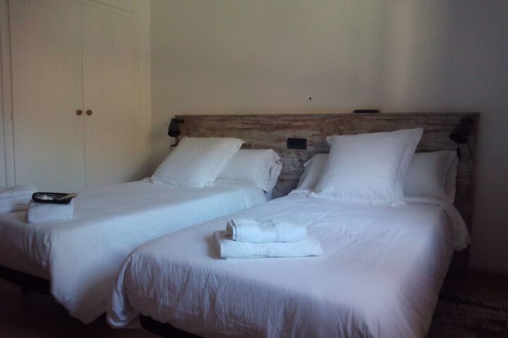 Room 6 of 7