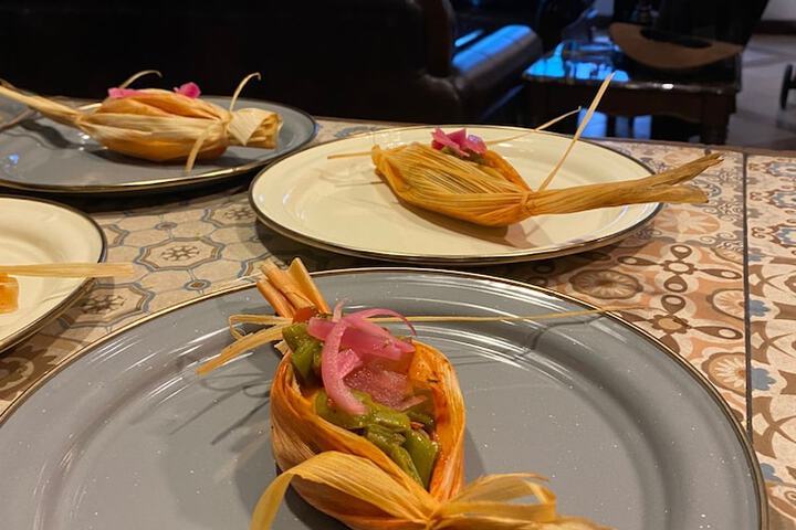 Dining 38 of 62