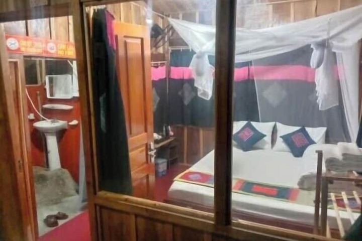 Room 10 of 25