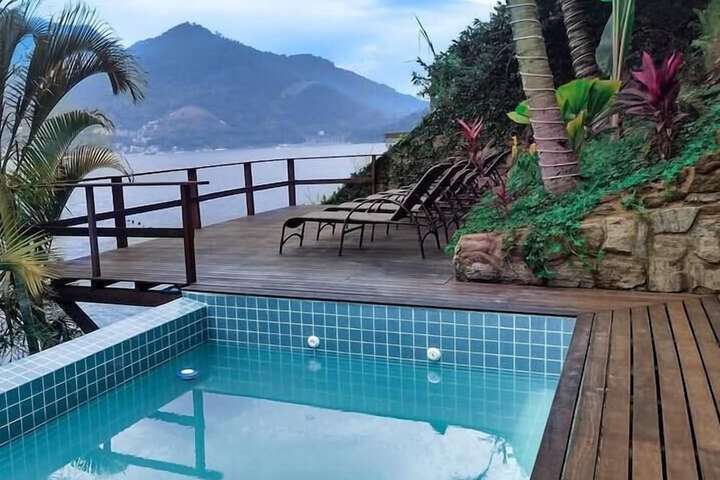 Pool 38 of 100