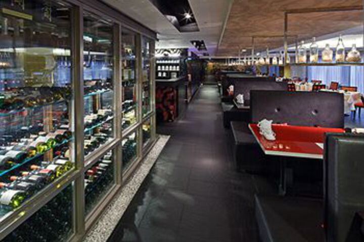 Dining 60 of 66