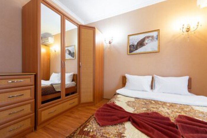 Room 10 of 47