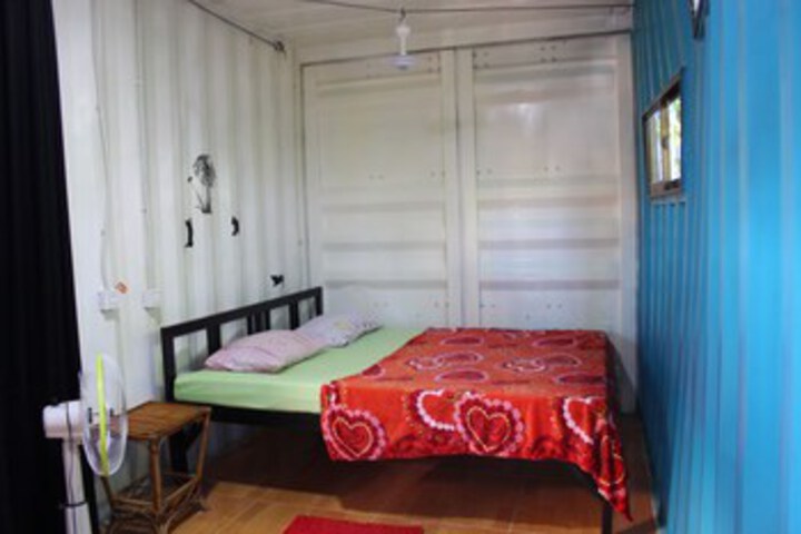 Room 29 of 74