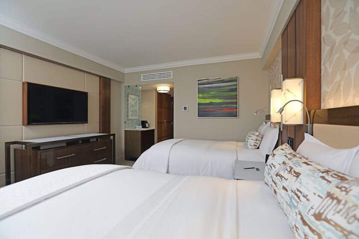 Room 4 of 164