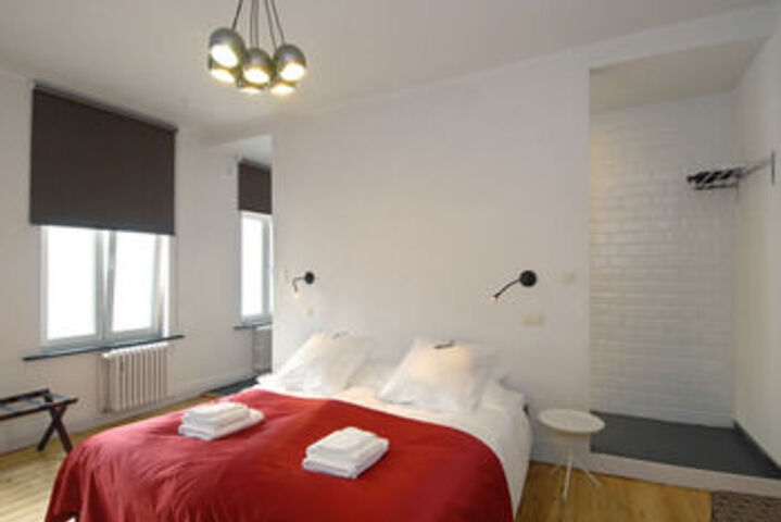 Room 15 of 27