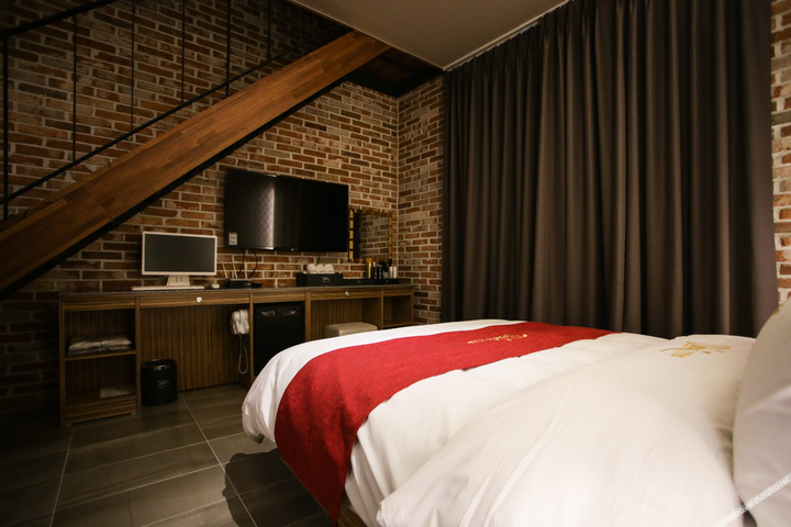Room 41 of 91
