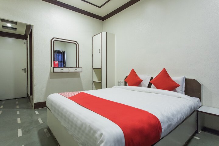 Room 15 of 21