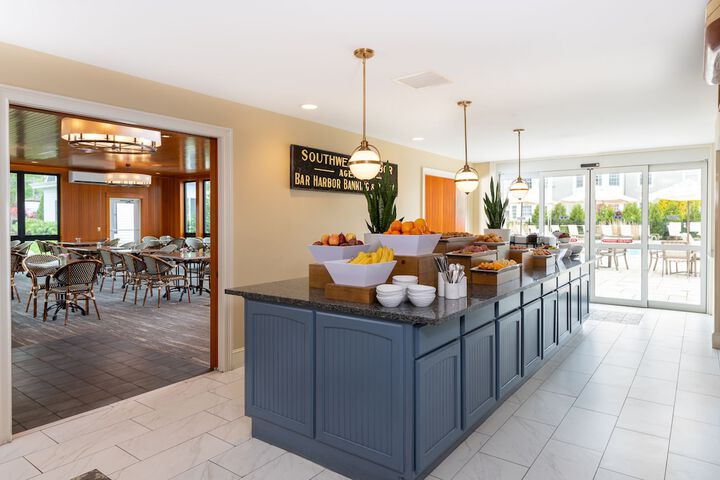 Breakfast area