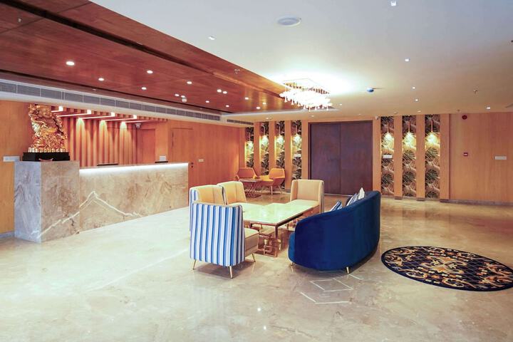 Hotel Interior 4 of 16