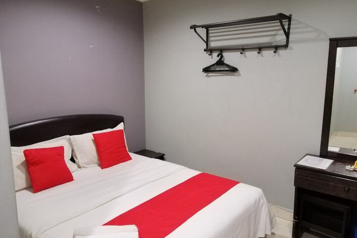 Room 8 of 29