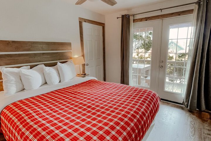 Room 20 of 72