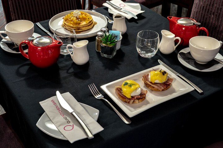 Breakfast/Coffee Service 52 of 67