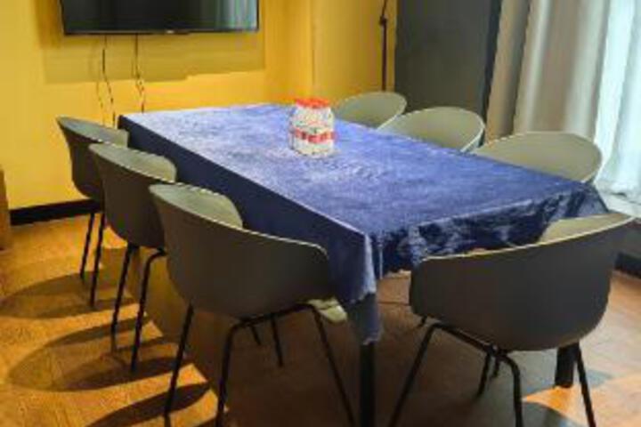 Room 7 of 23