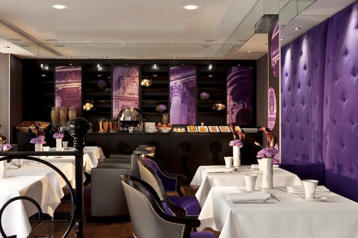 Dining 59 of 65