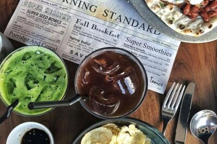Breakfast/Coffee Service 72 of 91