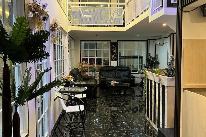 Terrace/Patio 4 of 6