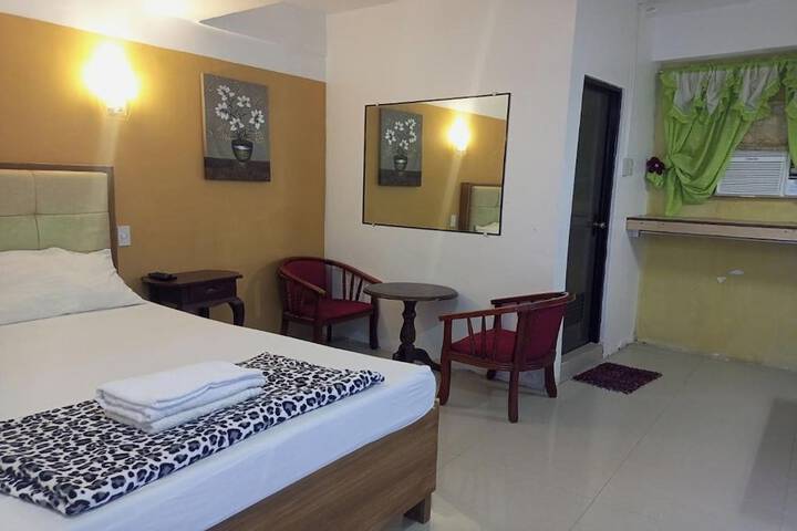 Room 7 of 23