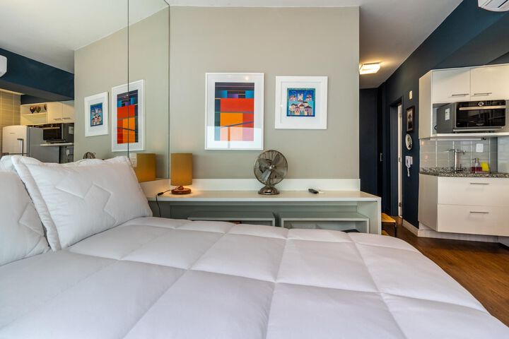 Room 7 of 33
