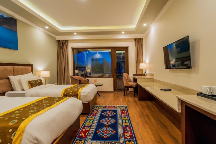 Room 3 of 19