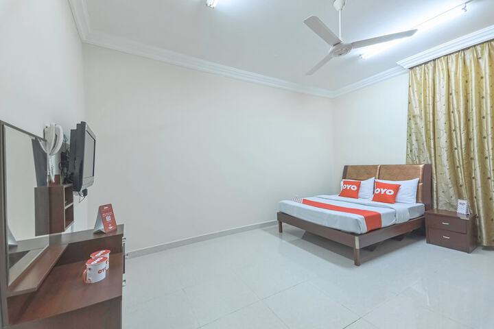 Room 27 of 73