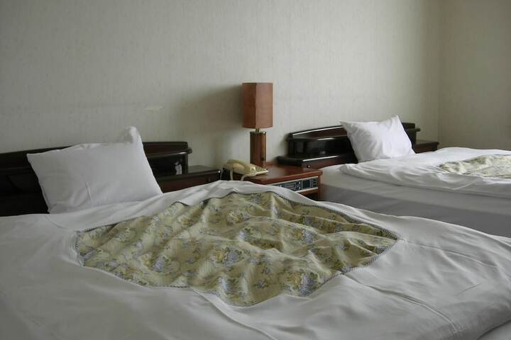 Room 19 of 95
