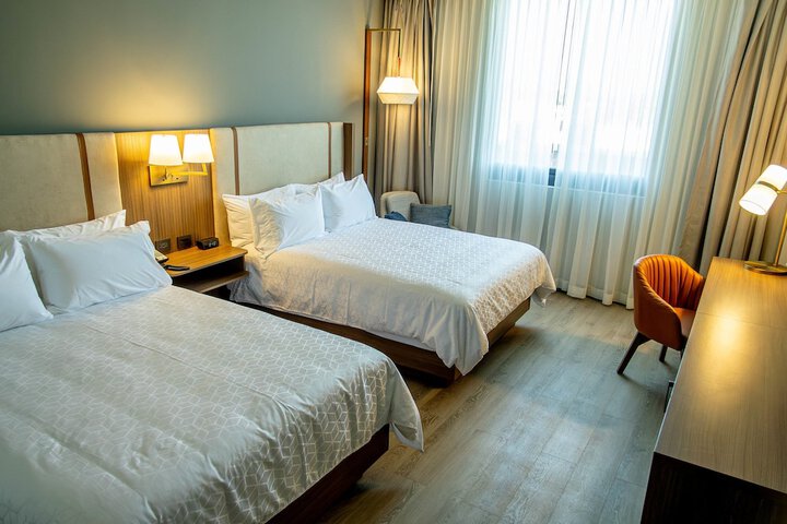 Room 9 of 110