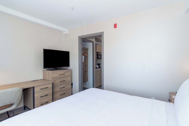 Room 18 of 46