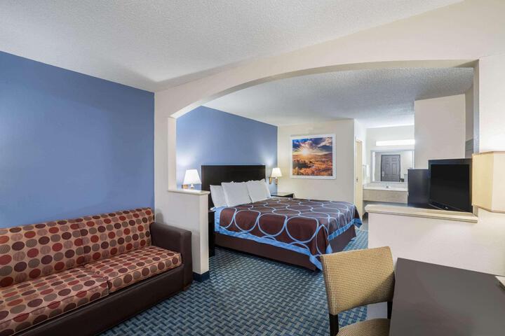 1 King Bed (13 of 24)