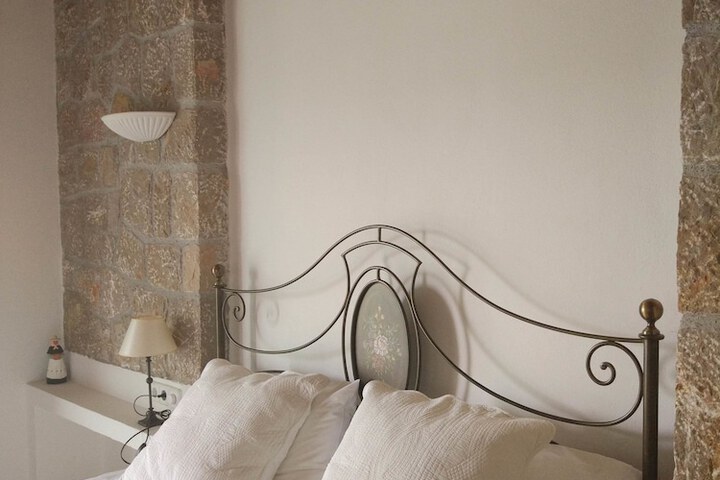Room 6 of 47