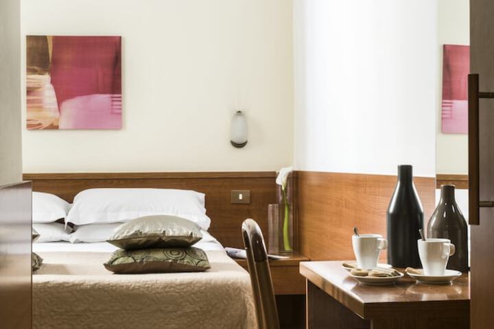 Room 7 of 22