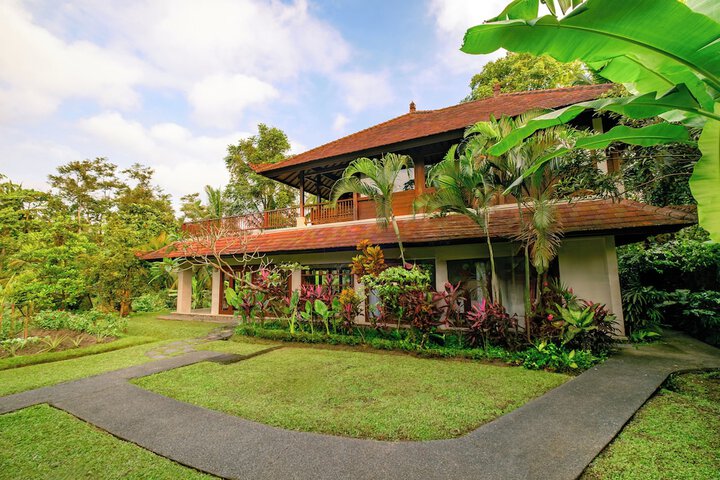 Room 45 of 232