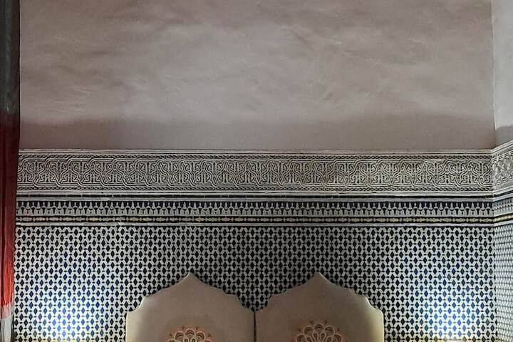 Room 23 of 64