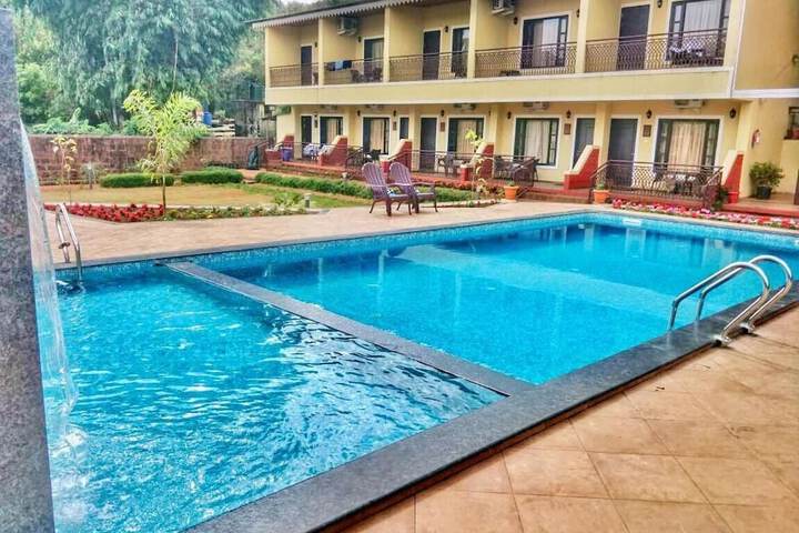 Pool 18 of 29