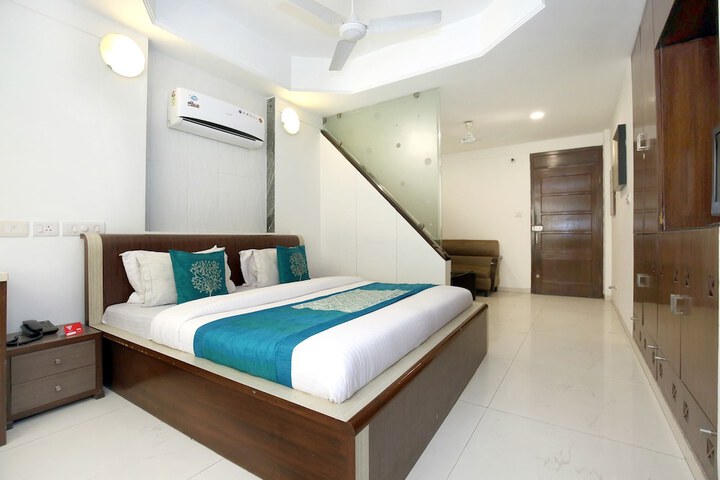 Room 19 of 25