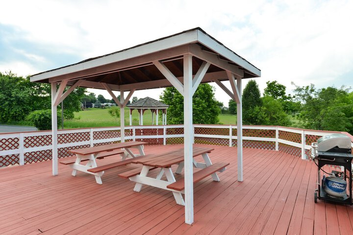 BBQ/picnic area