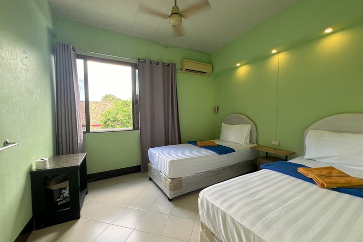 Room 30 of 49