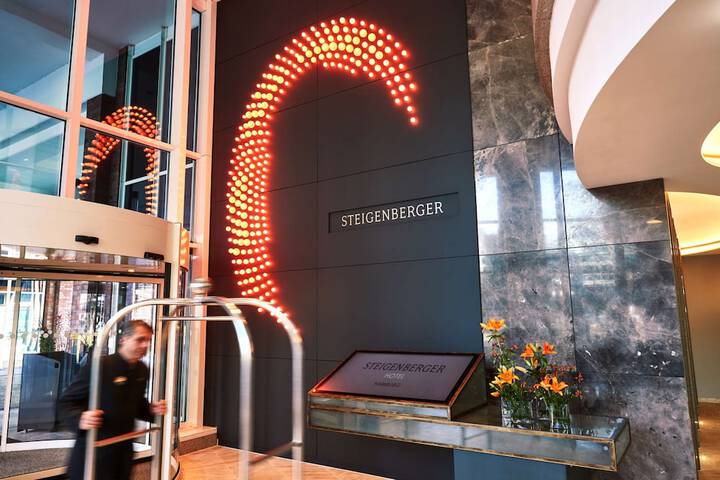 Hotel Lobby