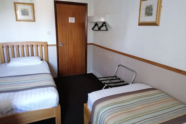 Room 39 of 64