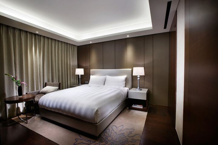 Room 14 of 57
