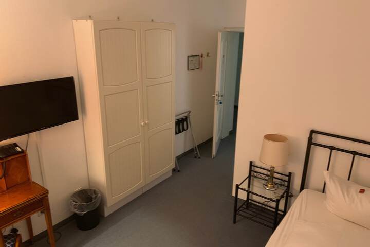 Room 10 of 54