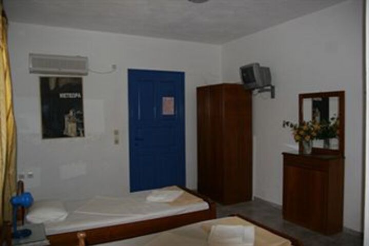 Room 8 of 31