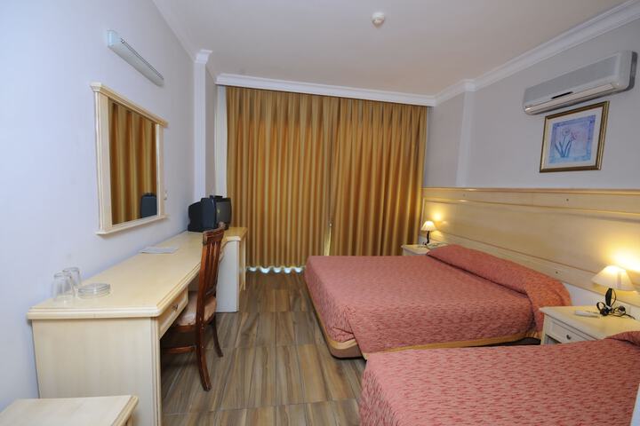 Room 18 of 57