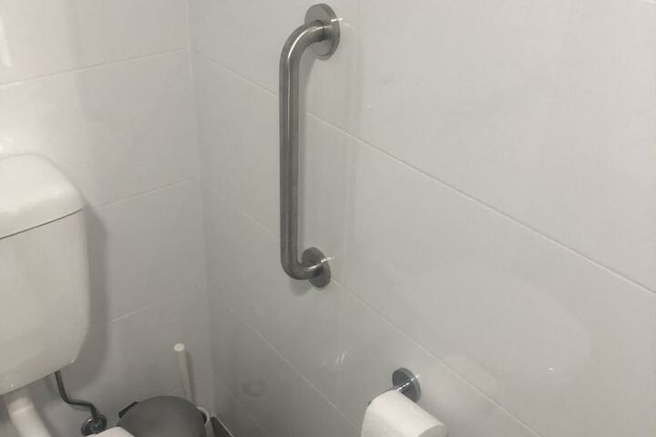 Room 70 of 84