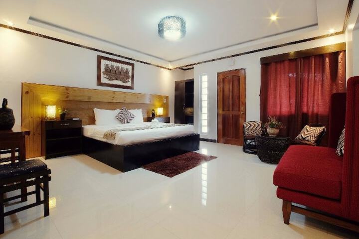 Room 17 of 42