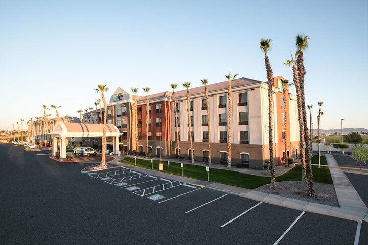 Hotel 46 of 47
