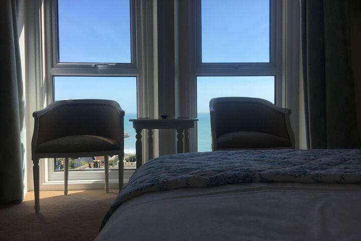 Room 4 of 67