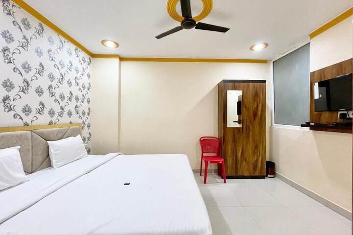 Room 20 of 42